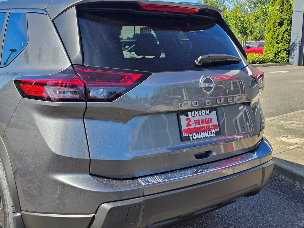 New 2026 Nissan Rogue SV AWD/4WD image 10