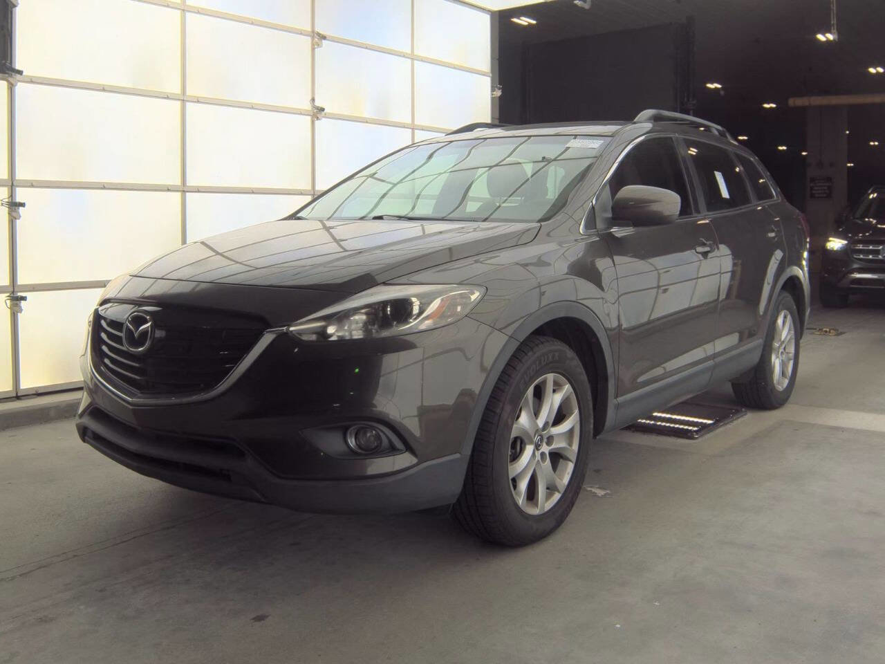Used 2015 MAZDA CX-9 Touring w/ Touring Technology Package image 1