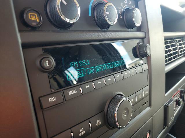 New 2025 GMC Savana 3500 w/ Driver Convenience Package image 21