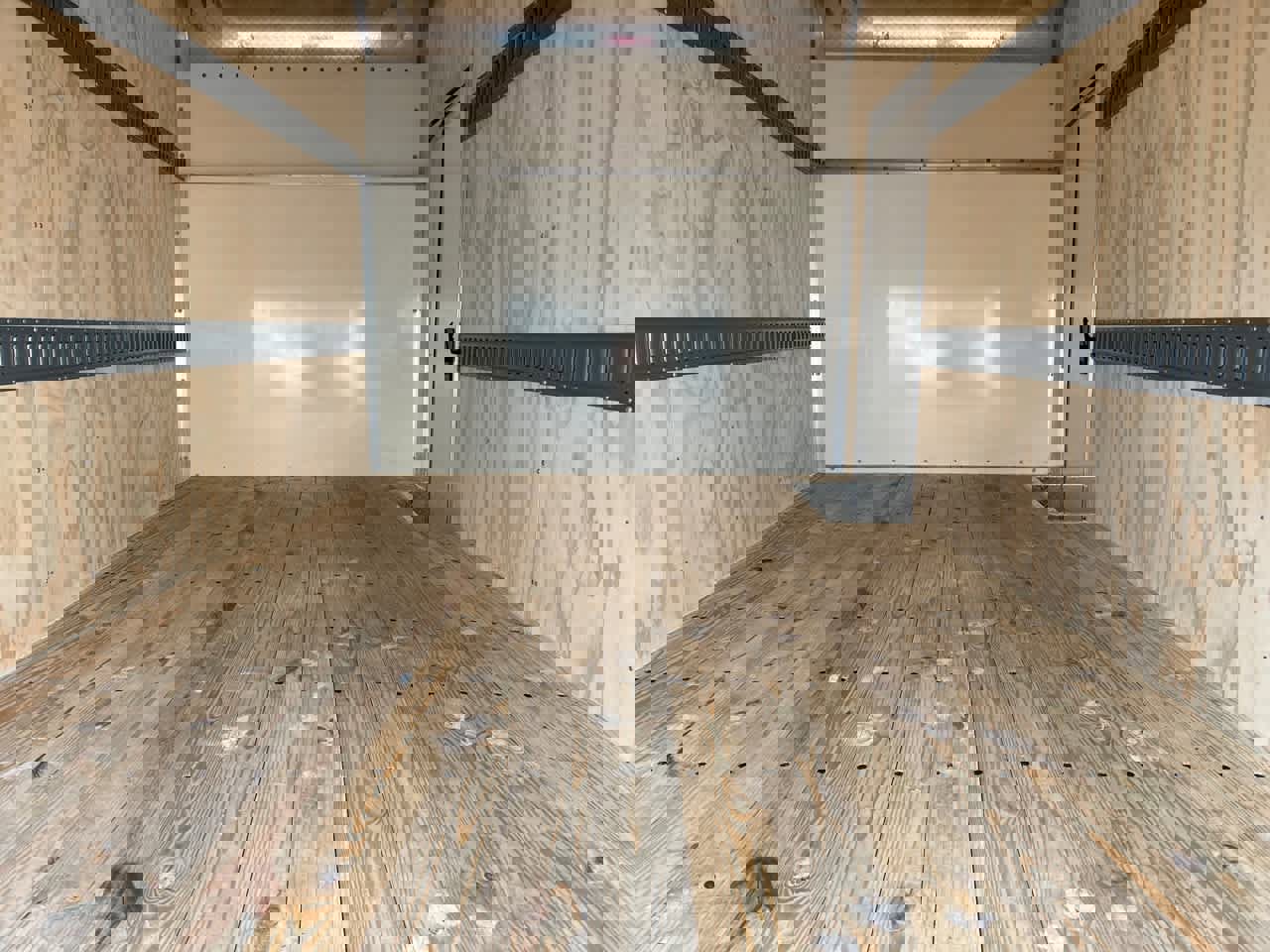 Used 2023 RAM ProMaster 3500 w/ Premium Appearance Group image 16