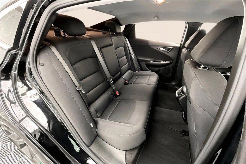 Used 2022 Chevrolet Malibu LT image 27
