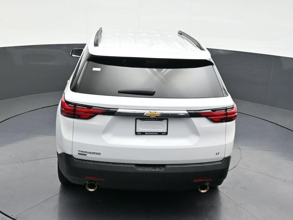 Used 2024 Chevrolet Traverse LT image 19