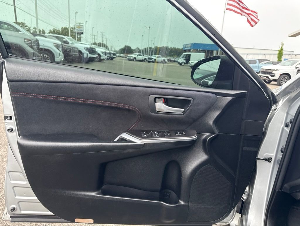 Used 2016 Toyota Camry XSE FWD image 27