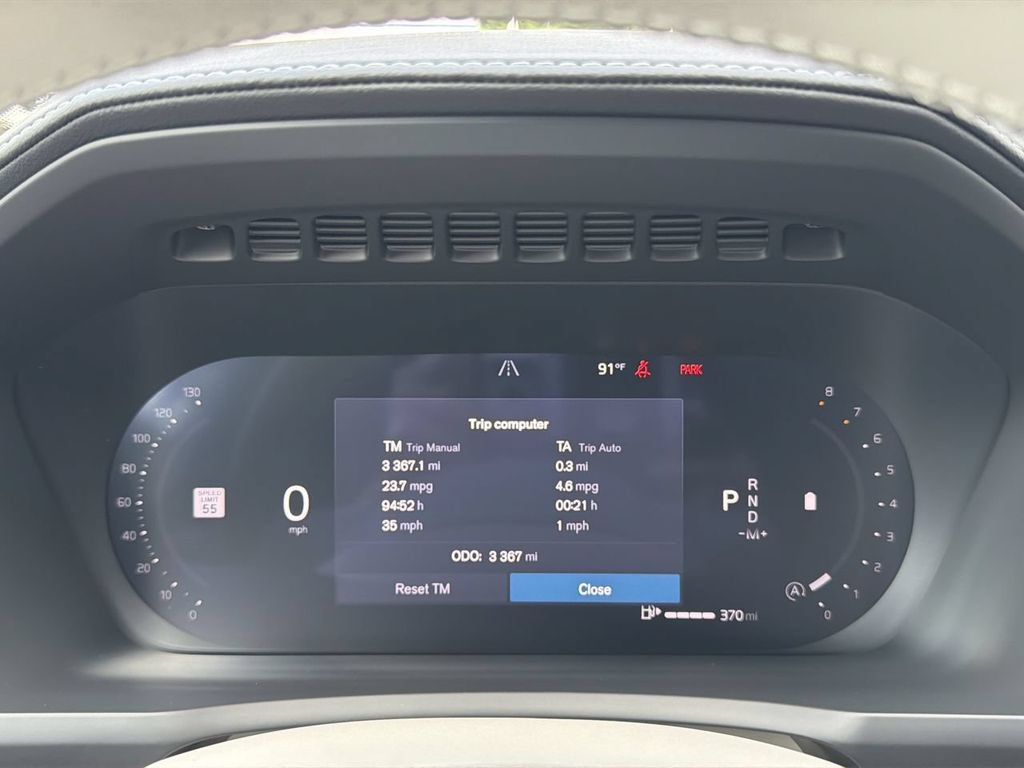 New 2026 Volvo XC90 B6 Ultra w/ Protection Package Premier AWD/4WD image 19