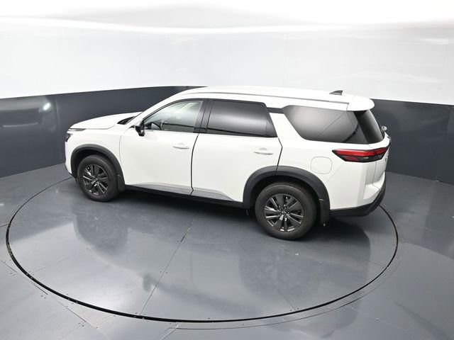 Used 2023 Nissan Pathfinder S FWD image 16