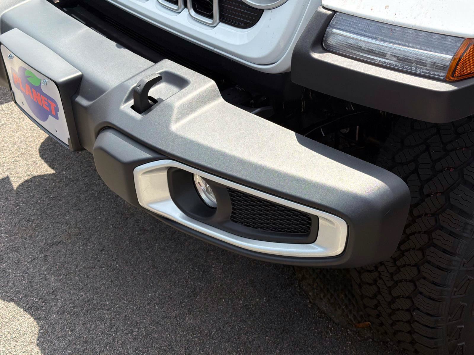 New 2026 Jeep Wrangler Unlimited Sahara AWD/4WD image 6