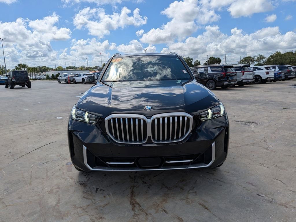 Used 2024 BMW X5 sDrive40i RWD image 3