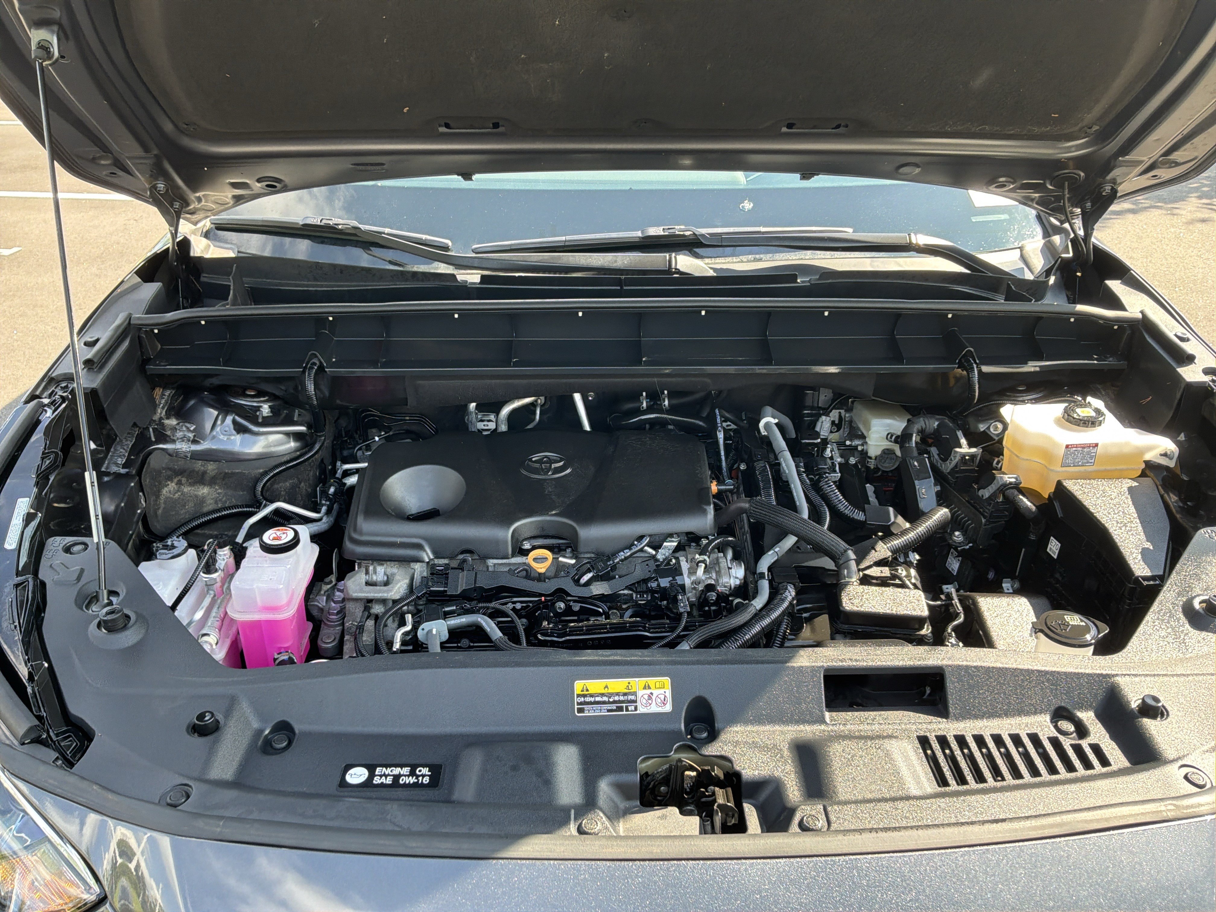 Used 2023 Toyota Highlander XLE FWD image 35