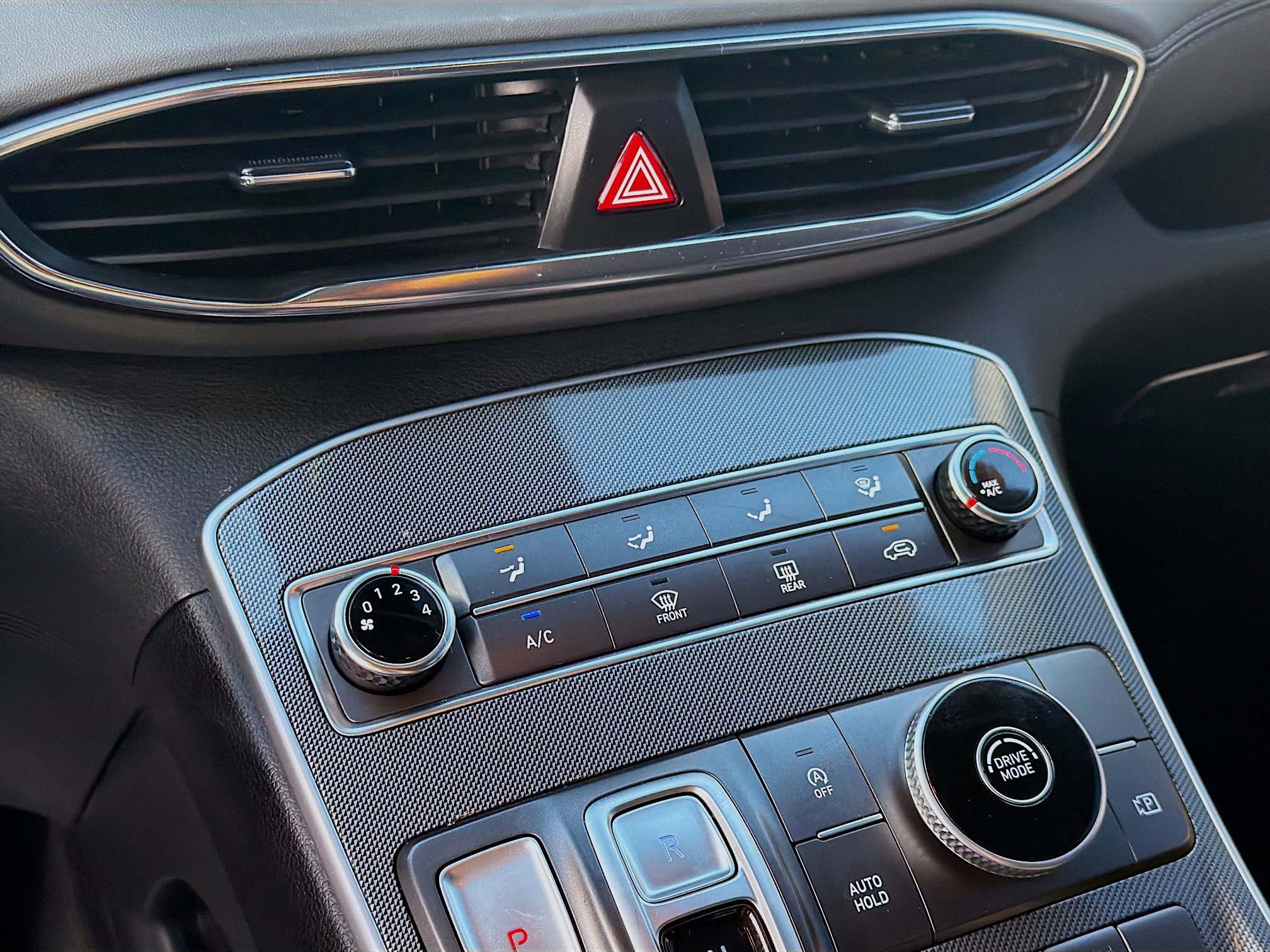 Used 2021 Hyundai Santa Fe SEL w/ Cargo Package image 14