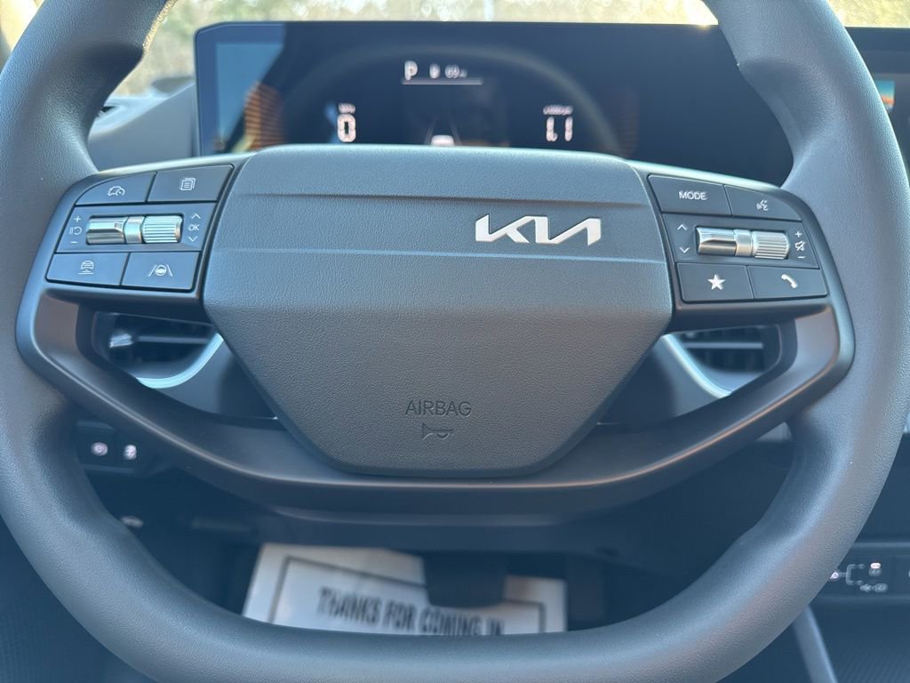 New 2026 Kia K4 LX image 7