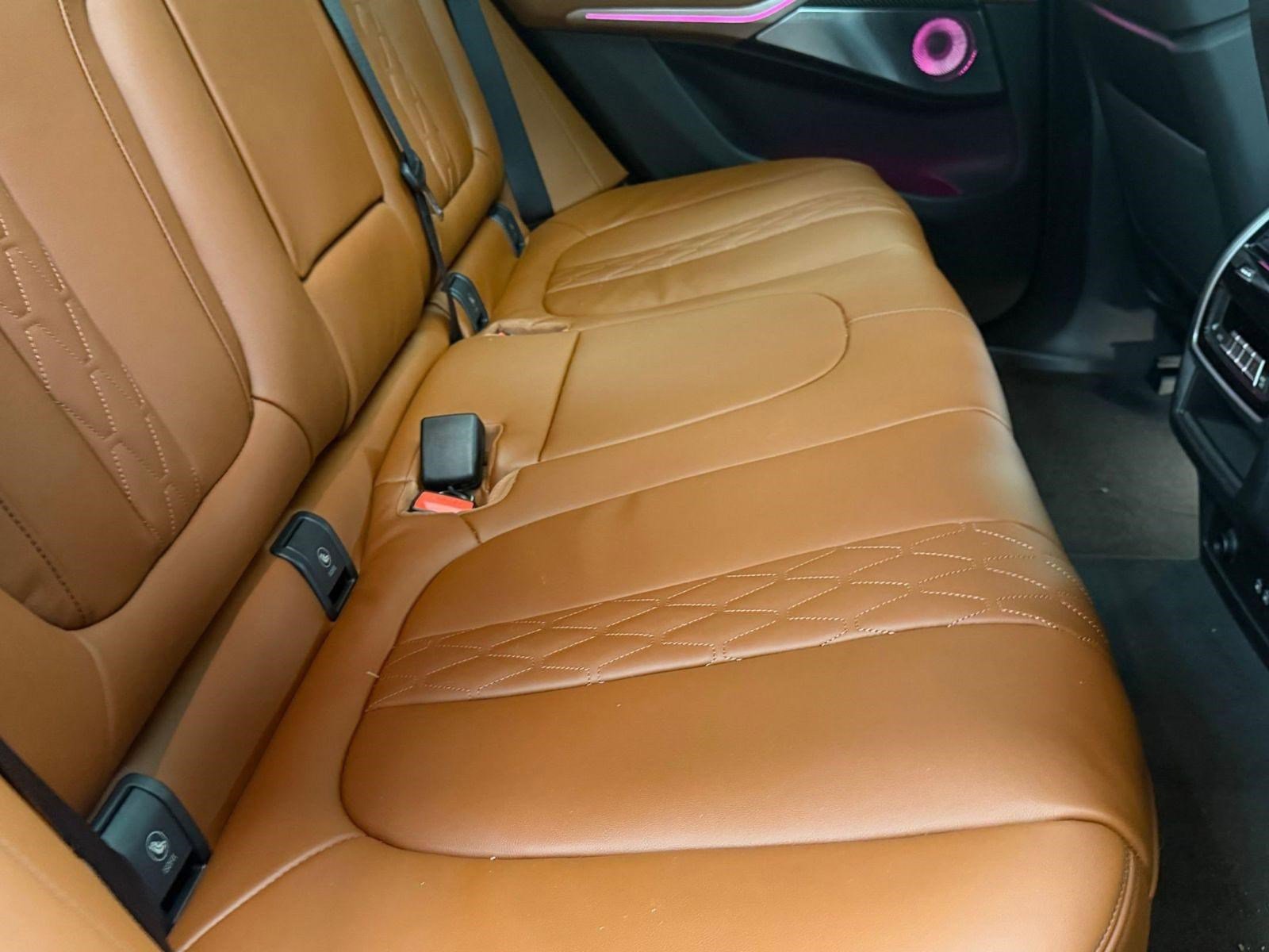 New 2026 BMW X5 M60i image 26