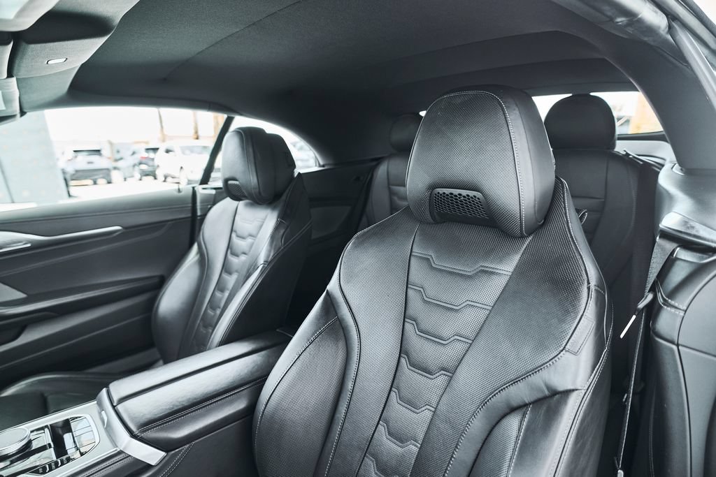 Used 2025 BMW 840i Convertible RWD image 36