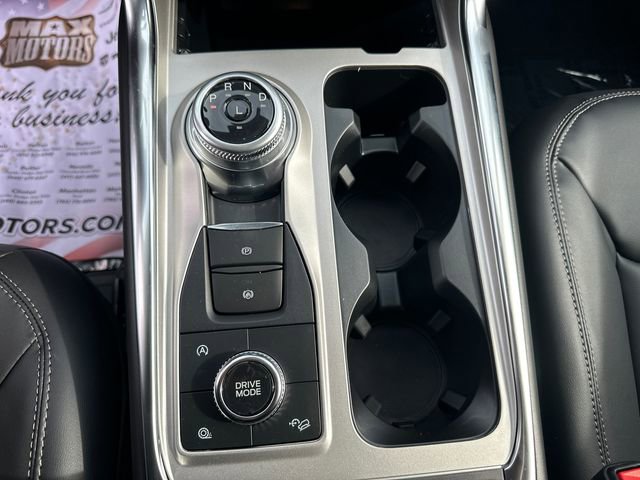 New 2024 Ford Explorer XLT w/ Equipment Group 202A image 34
