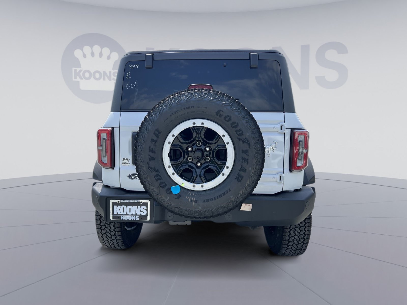New 2026 Ford Bronco Outer Banks w/ Sasquatch Package AWD/4WD image 5
