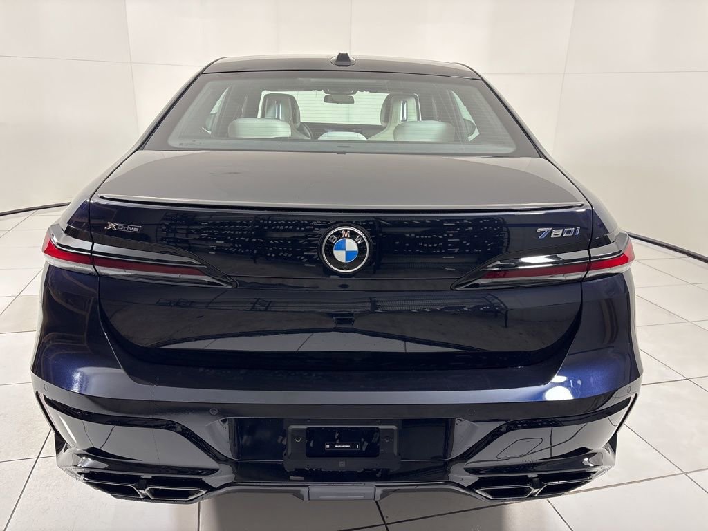 Used 2024 BMW 760i xDrive w/ Executive Package image 4