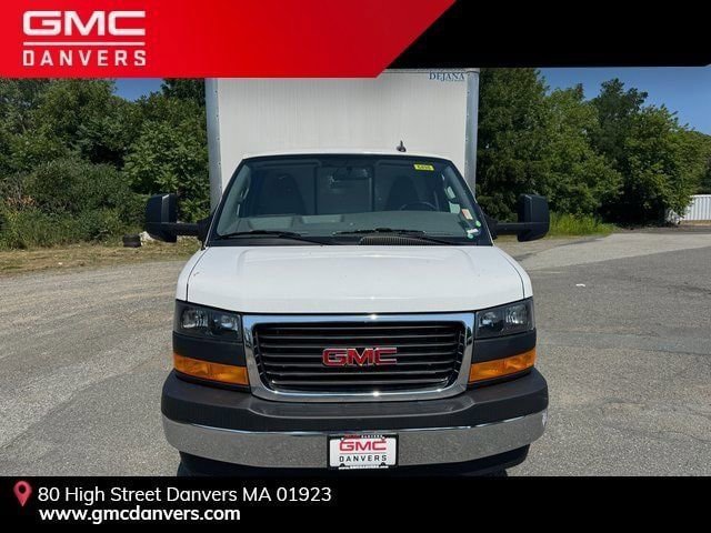 New 2025 GMC Savana 4500 w/ Power Convenience Package RWD image 21