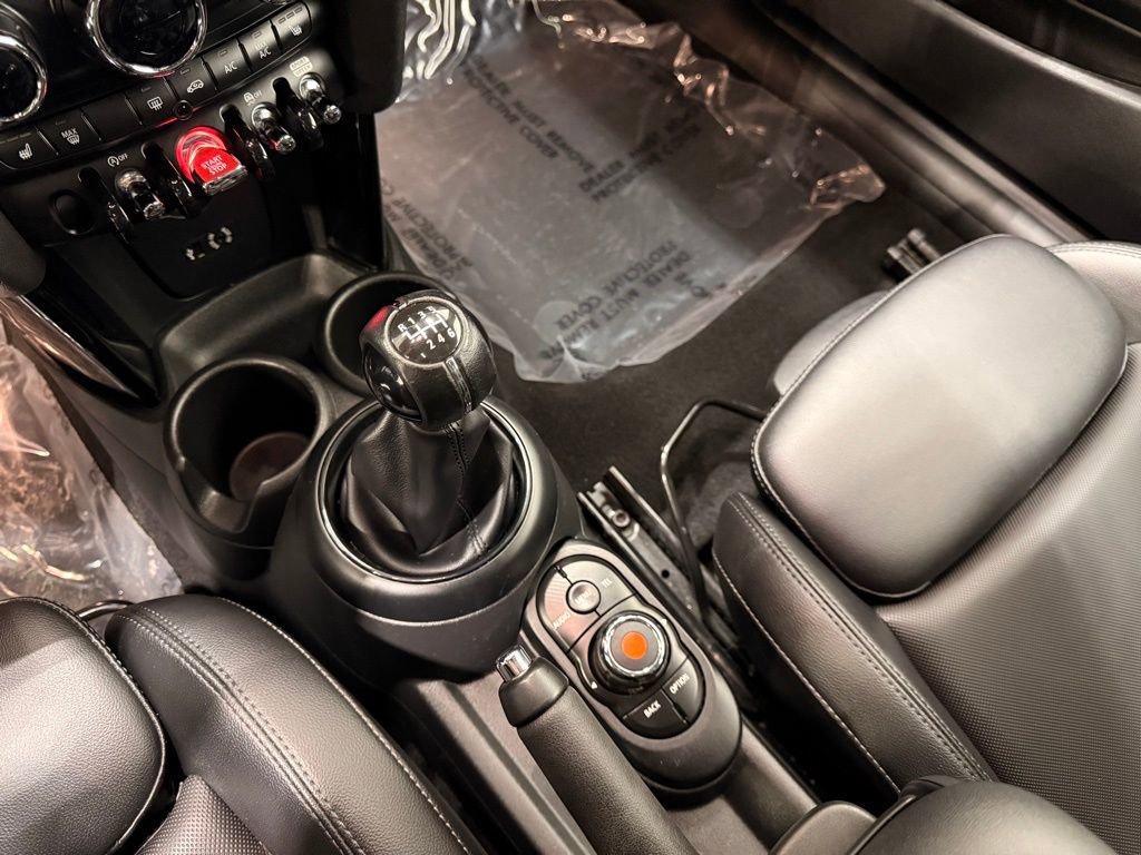Used 2018 MINI Cooper S image 19