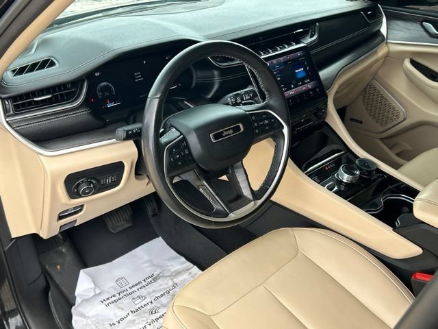 Used 2022 Jeep Grand Cherokee Limited AWD/4WD image 22