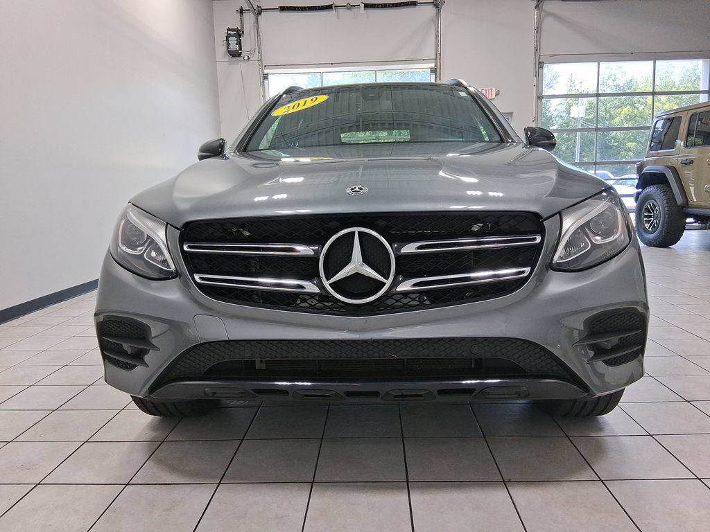 Used 2019 Mercedes-Benz GLC 300 video 2