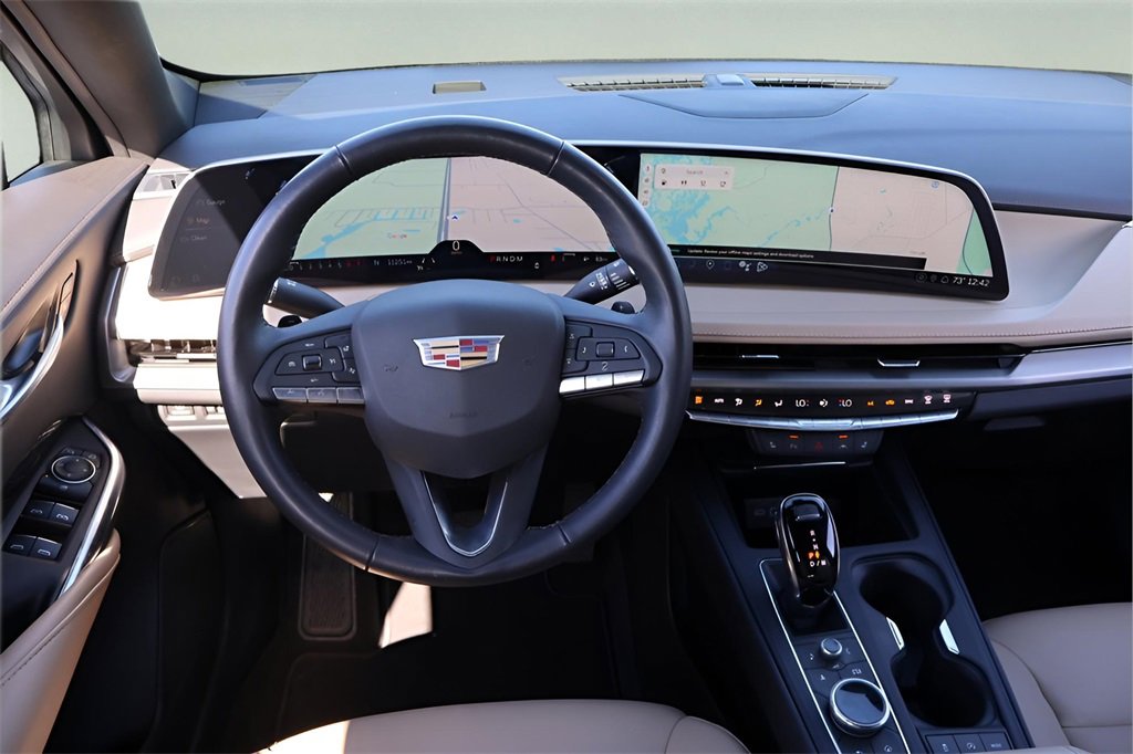 Certified 2024 Cadillac XT4 Luxury w/ Cold Weather Package image 12