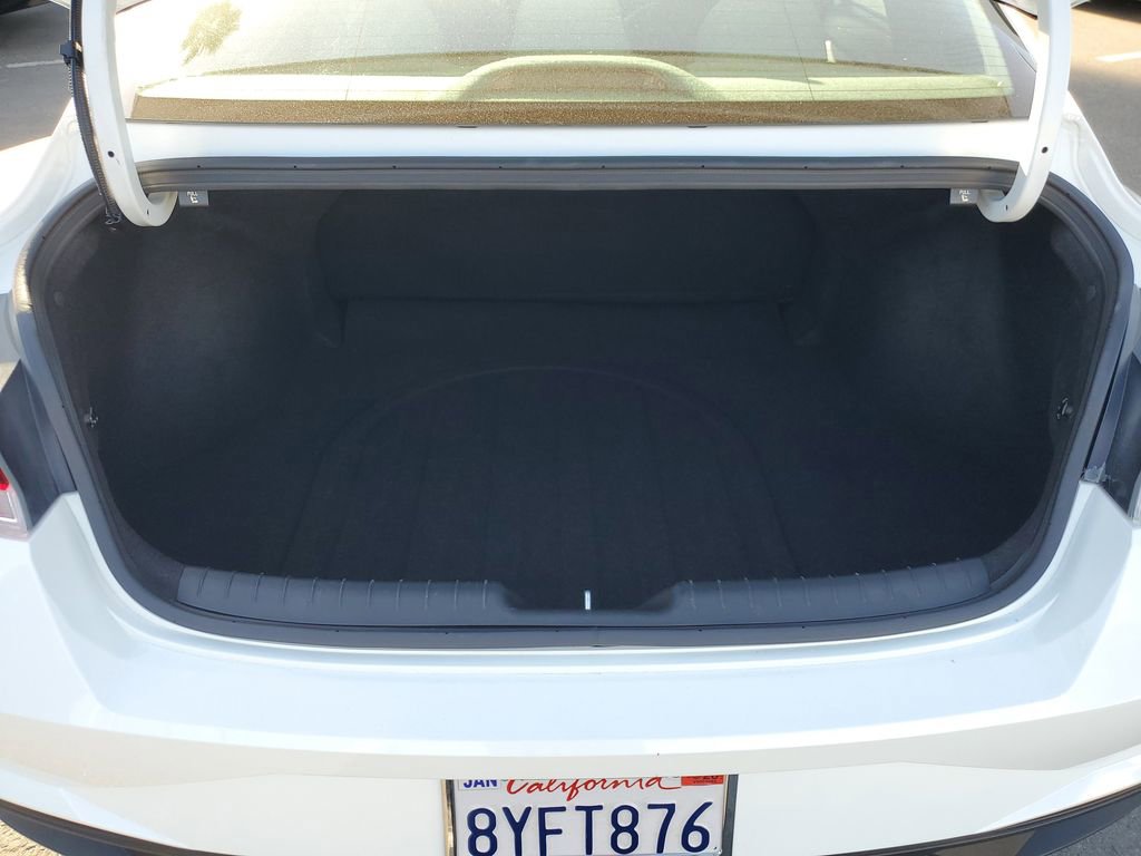 Used 2022 Hyundai Elantra SEL w/ Convenience Package image 7