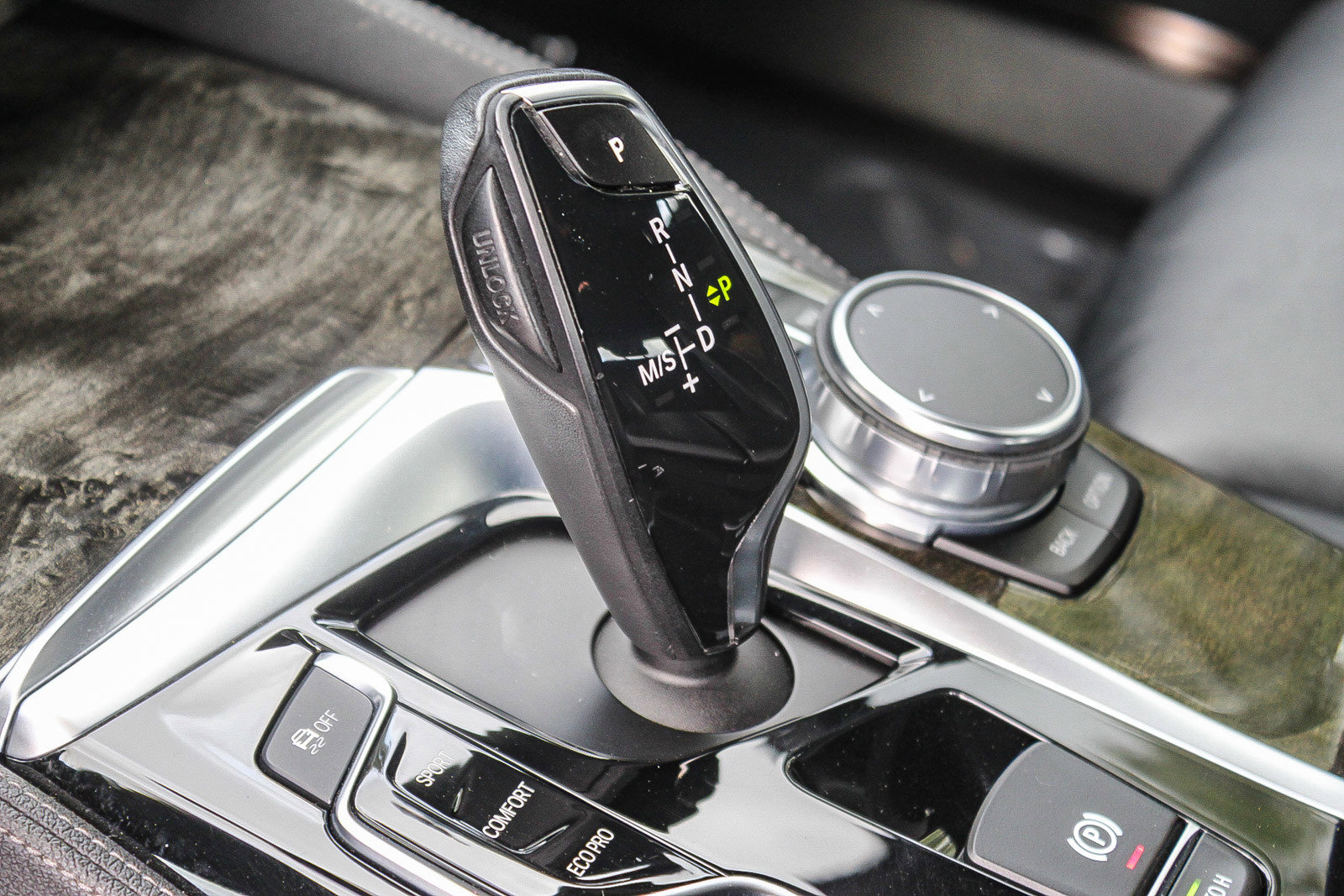 Used 2018 BMW 640i Gran Turismo xDrive image 19