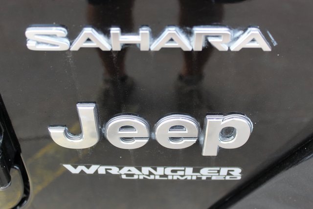 Used 2020 Jeep Wrangler Unlimited Sahara image 19