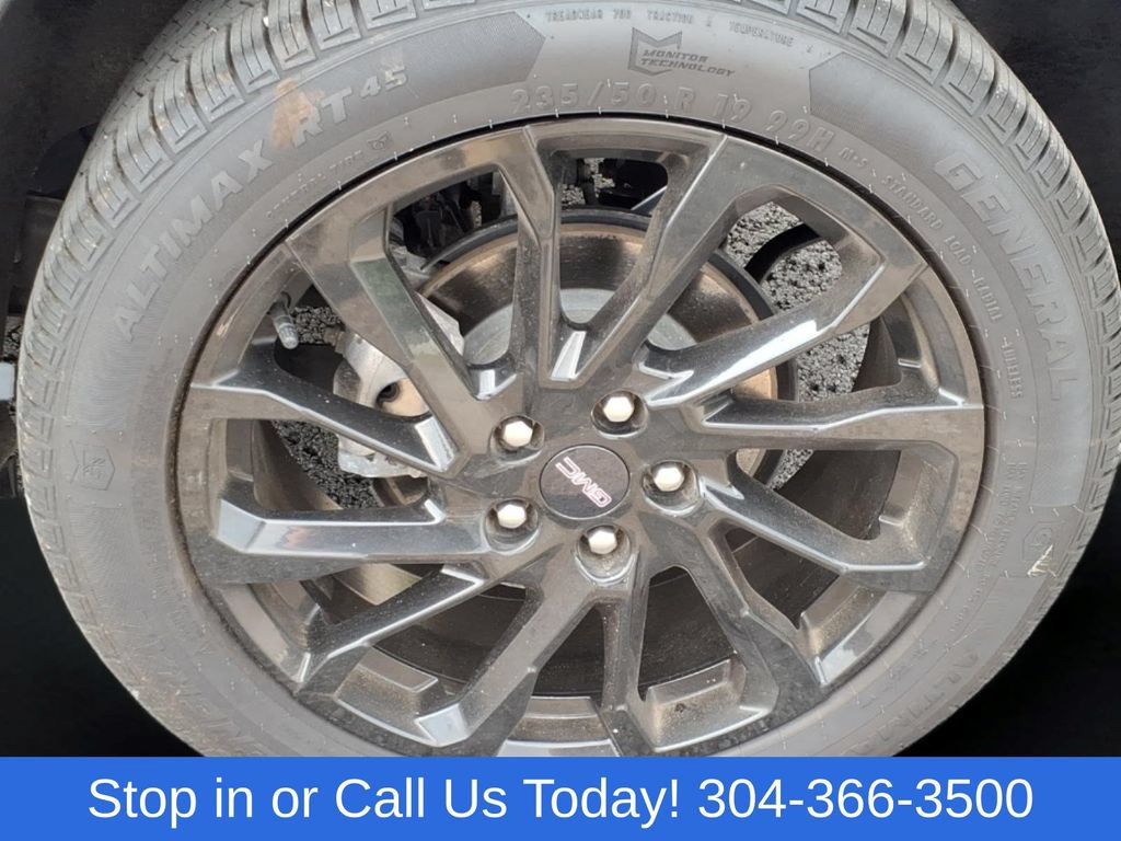Used 2023 GMC Terrain SLE w/ Driver Convenience Package FWD image 8