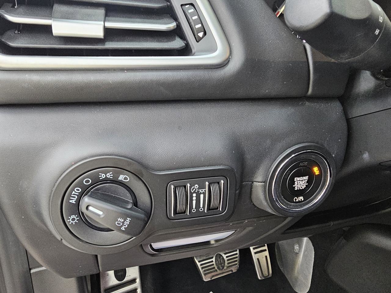 Used 2022 Maserati Ghibli F Tributo image 36