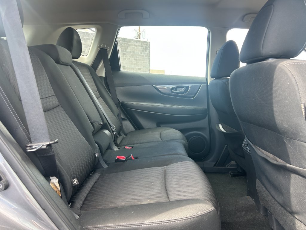 Used 2019 Nissan Rogue S AWD/4WD image 26