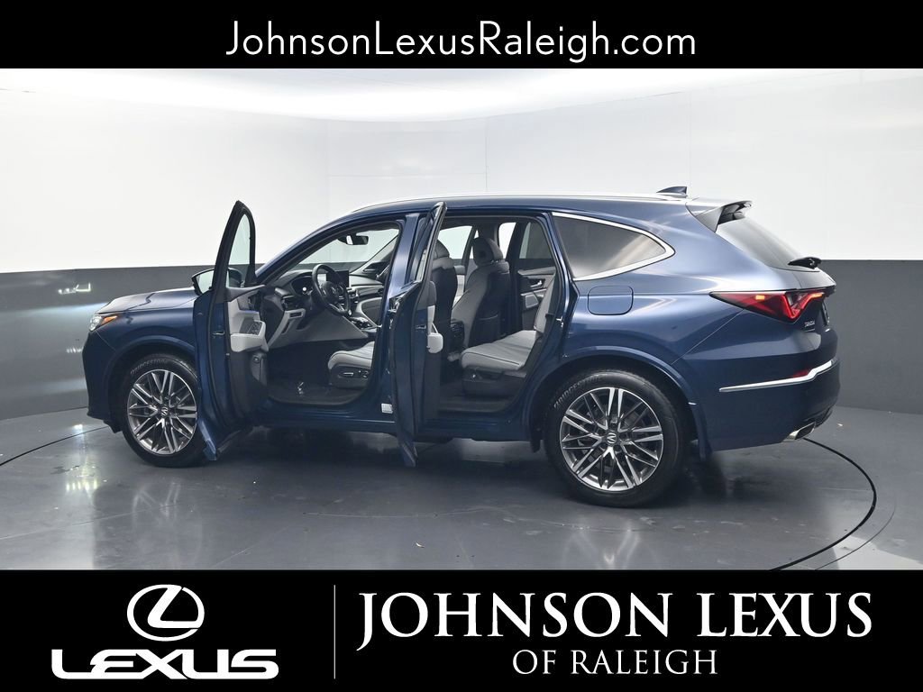 Used 2025 Acura MDX SH-AWD w/ Advance Package image 36