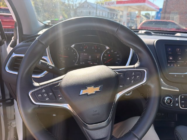 Used 2024 Chevrolet Equinox LT FWD image 12