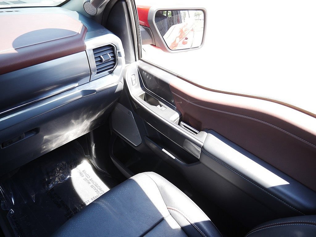 Used 2022 Ford F150 Lariat w/ Max Trailer Tow Package AWD/4WD image 25