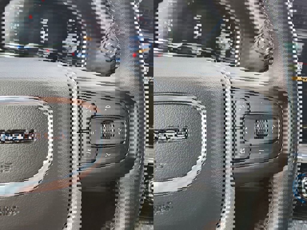 Used 2024 GMC Sierra 2500 Denali image 22