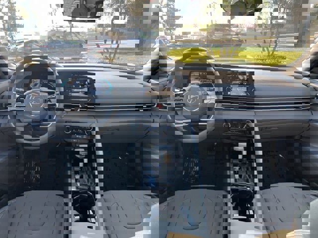 New 2026 Hyundai Elantra Blue image 17