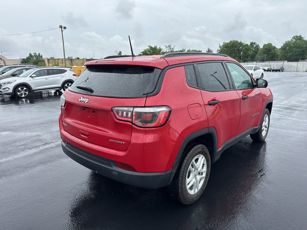 Used 2018 Jeep Compass Sport AWD/4WD image 7