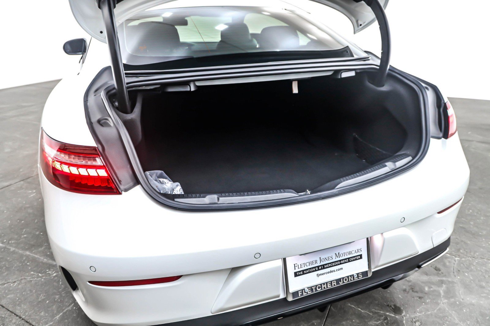 Certified 2022 Mercedes-Benz E 450 Coupe w/ AMG Line image 23