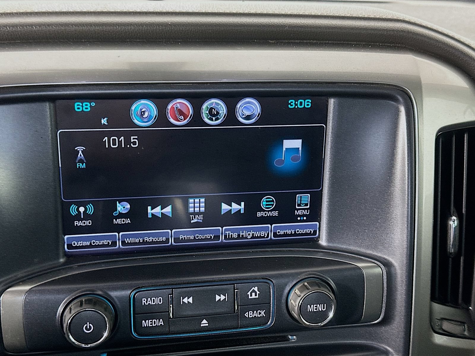 Used 2018 Chevrolet Silverado 2500 LTZ w/ Duramax Plus Package AWD/4WD image 14