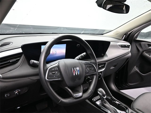 Used 2024 Buick Encore GX Sport Touring image 13