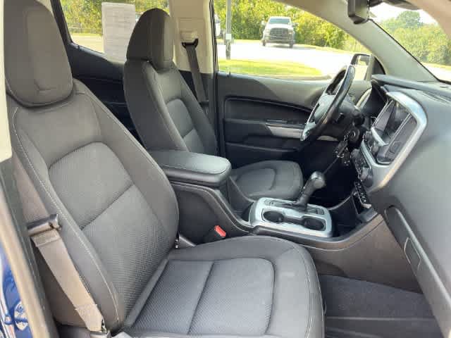 Used 2019 Chevrolet Colorado LT w/ LT Convenience Package AWD/4WD image 17