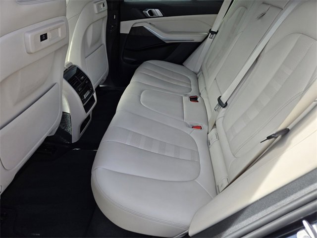 Used 2022 BMW X5 xDrive45e image 14