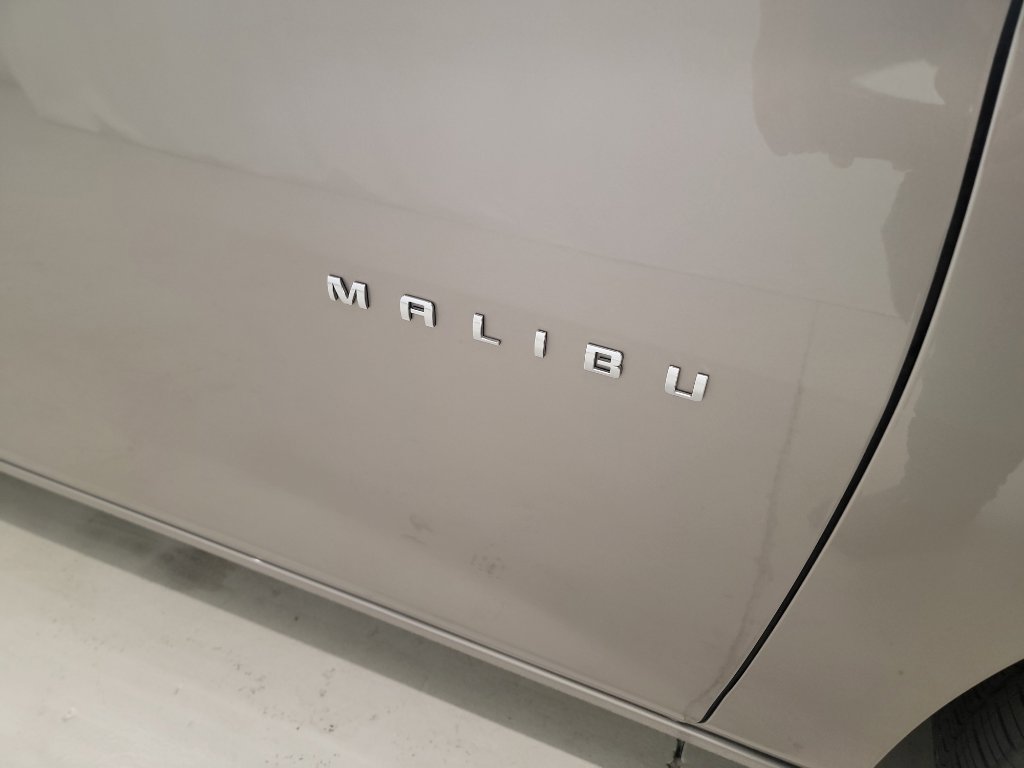 Used 2025 Chevrolet Malibu LT image 5