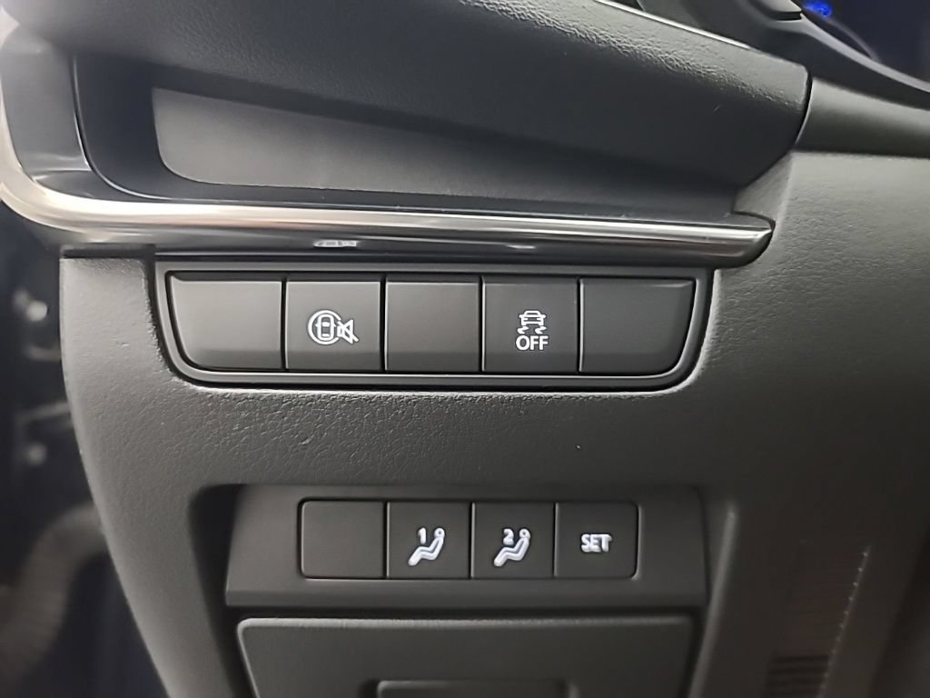 Used 2024 MAZDA MAZDA3 s FWD image 27