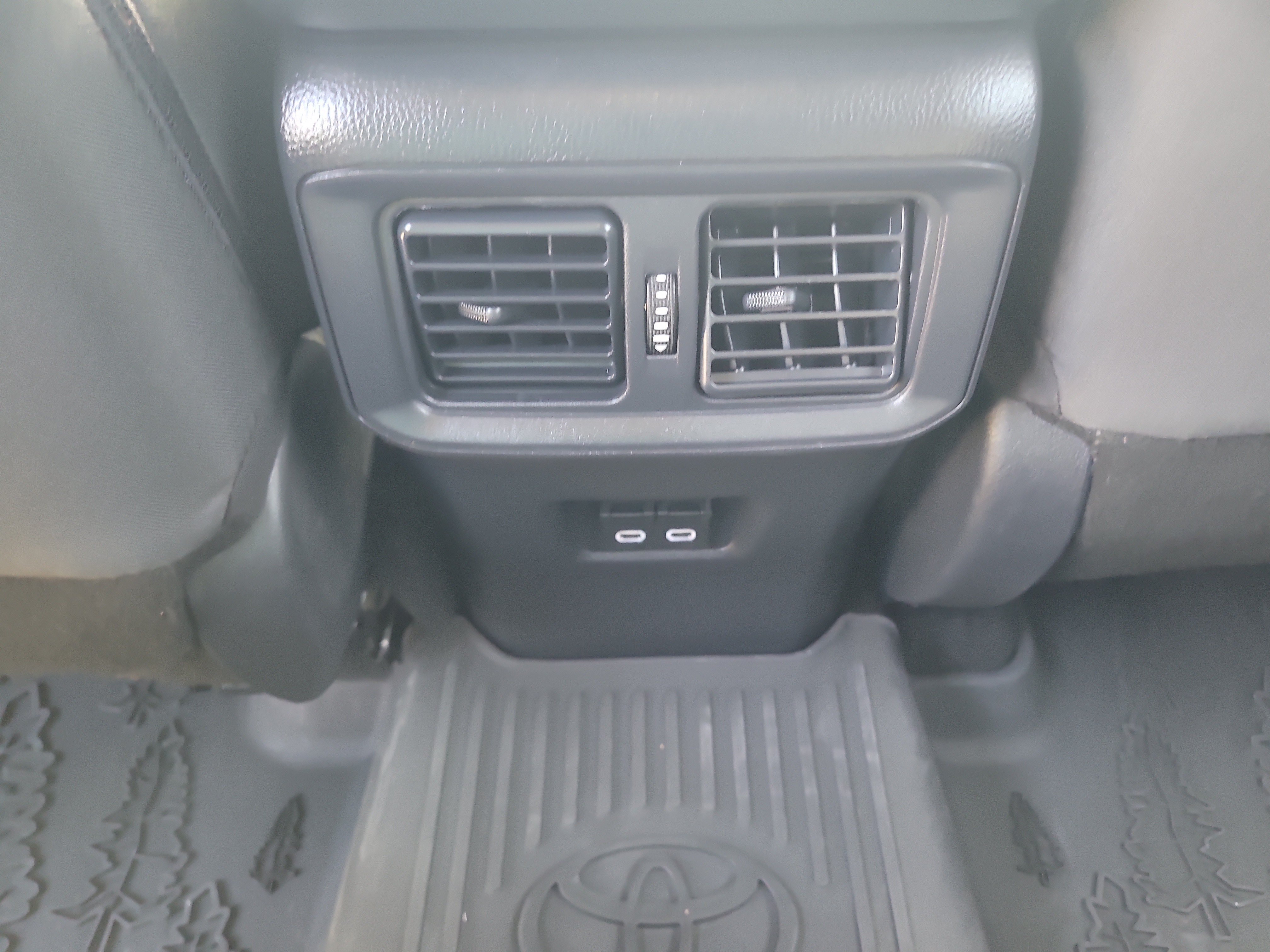 Certified 2025 Toyota RAV4 Woodland Edition AWD/4WD image 16