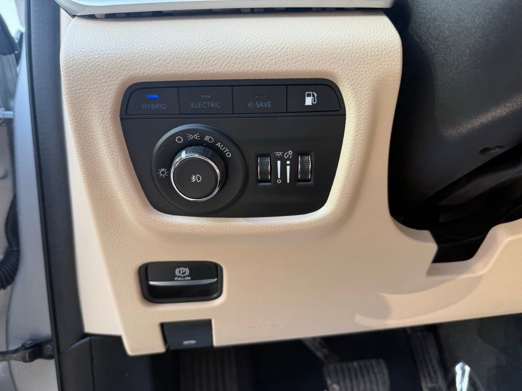 Used 2024 Jeep Grand Cherokee Limited 4xe image 46