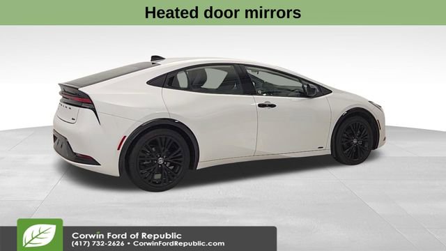 Used 2025 Toyota Prius AWD image 9