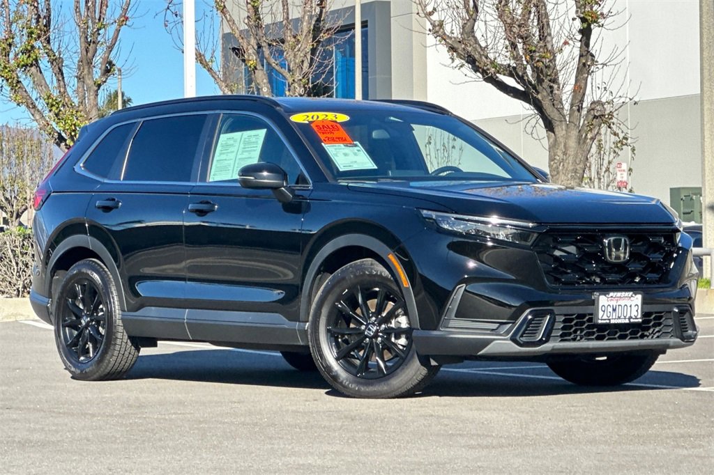 Used 2023 Honda CR-V Sport image 2