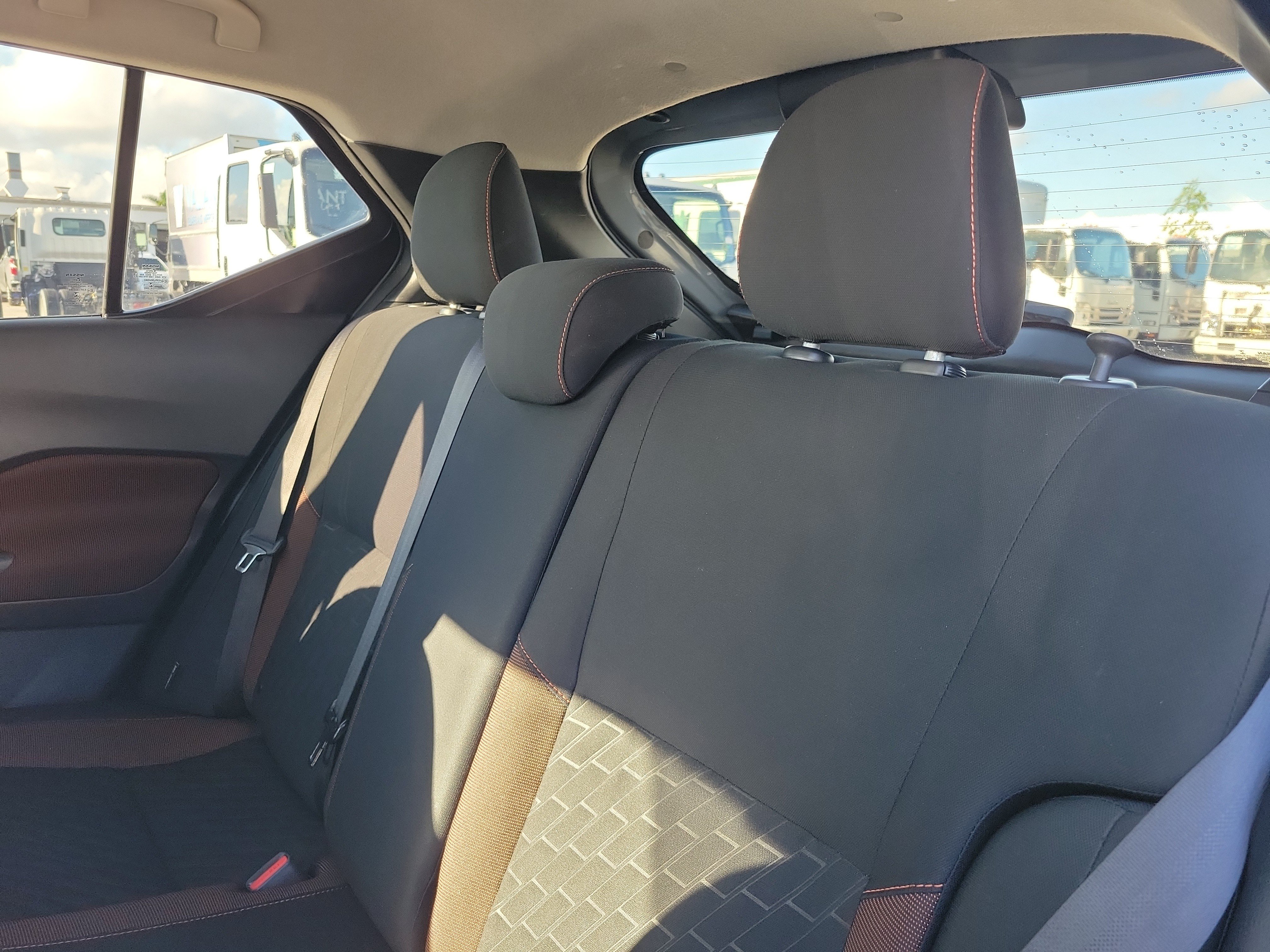 Used 2021 Nissan Kicks SR FWD image 14