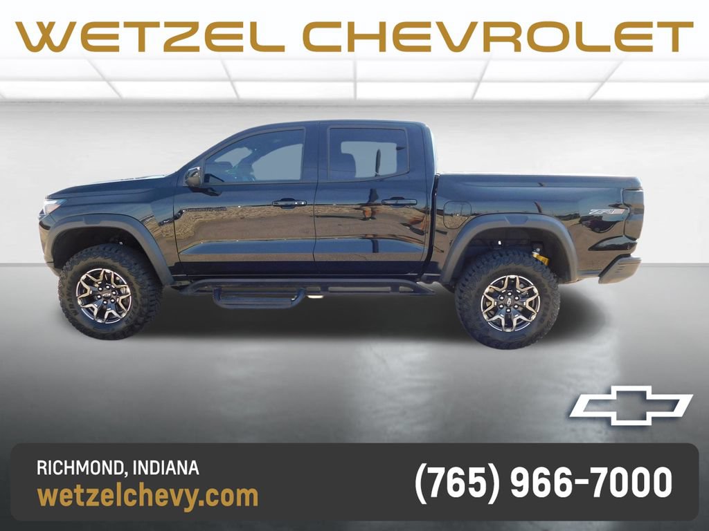 Used 2025 Chevrolet Colorado ZR2 w/ Technology Package AWD/4WD image 10