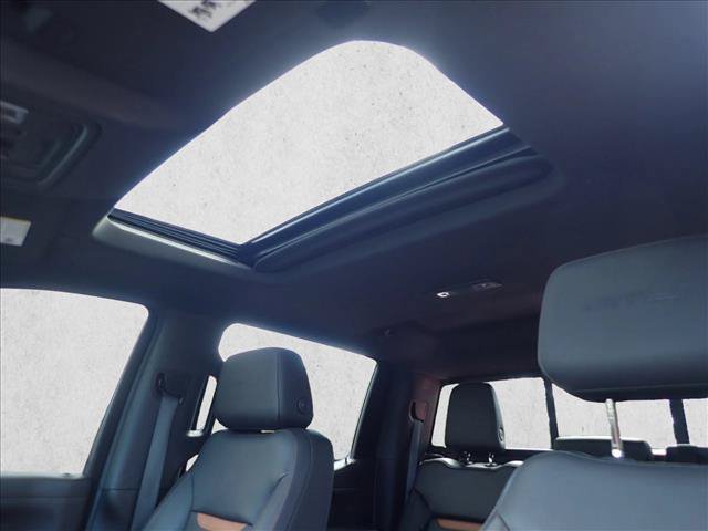 Used 2019 GMC Sierra 1500 AT4 w/ AT4 Premium Package AWD/4WD image 13
